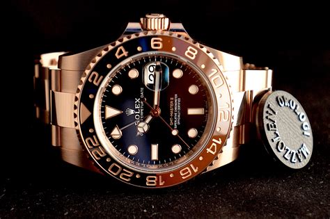 rolex gmt master oro rosa al polso|rolex gmt master ii 16710.